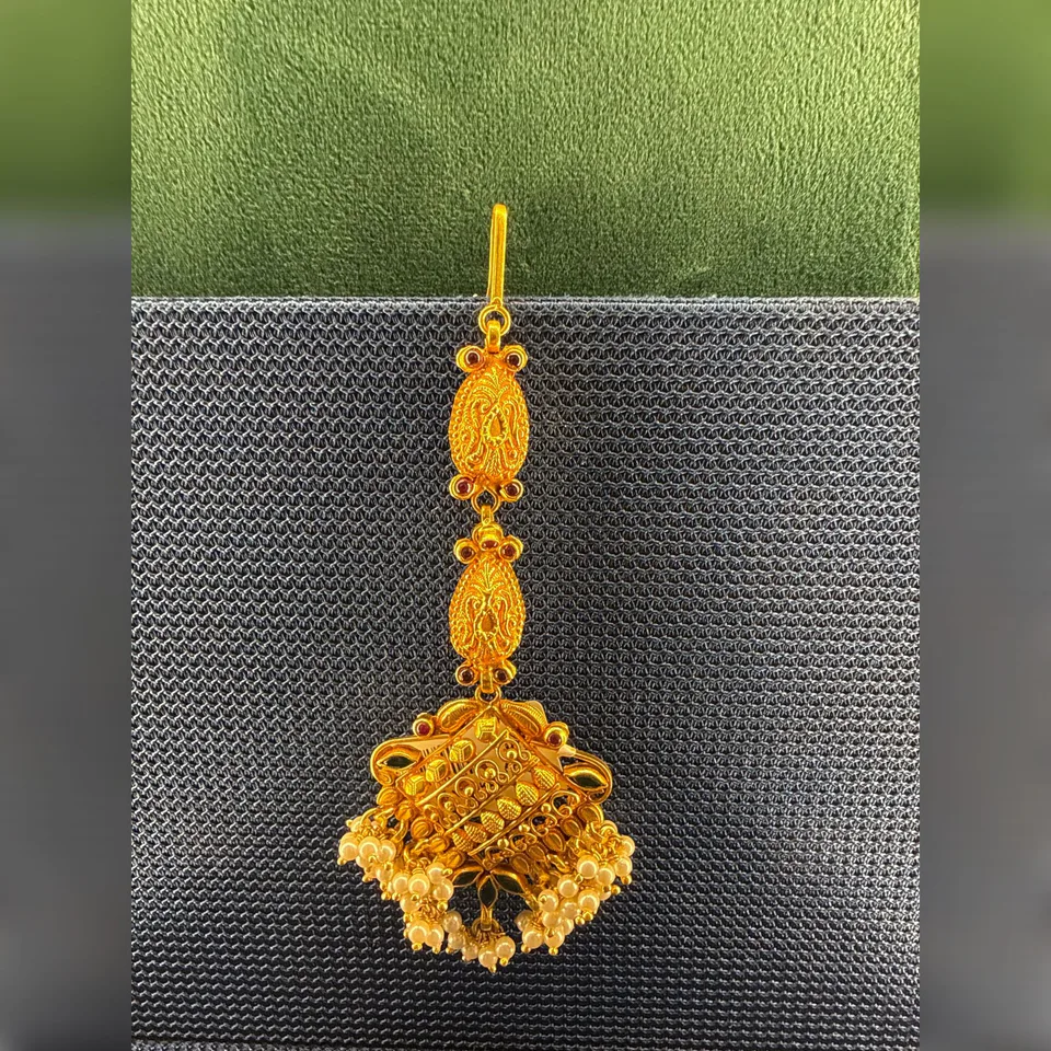 Antique Filigree Maang Tikka with Pearl Drops — Silver 92.5